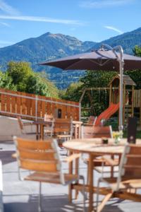 Nespecifikovaný výhled na hory nebo výhled na hory při pohledu z aparthotelu