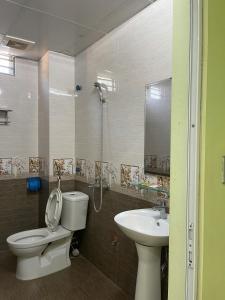 Koupelna v ubytování Nhà Nghỉ Hải Dũng