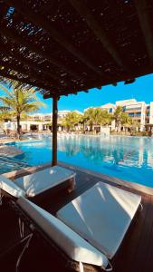 Hồ bơi trong/gần Toque de Charme Cumbuco #PÉnaAREIA