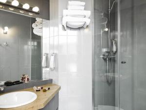 Ένα μπάνιο στο ibis Styles Chartres Métropole +73 φωτογραφίες
