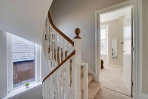 Gallery image of Large 6BR Home Parking Near Arbroath Beach in Arbroath +36 photos