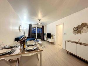 Μια τηλεόραση ή/και κέντρο ψυχαγωγίας στο Superbe appartement DREAM HOME Near Basel