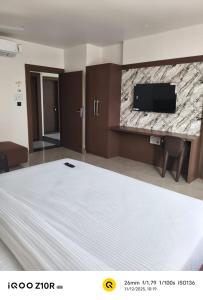 Μια τηλεόραση ή/και κέντρο ψυχαγωγίας στο Hotel Vistara