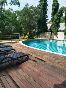 Bazén v ubytování Samui Tonggad Resort nebo v jeho okolí