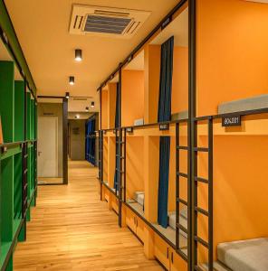 Fotografie z fotogalerie ubytování The highdogs hostel v destinaci Phi Phi Don