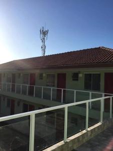 El edificio en el que está el hostal