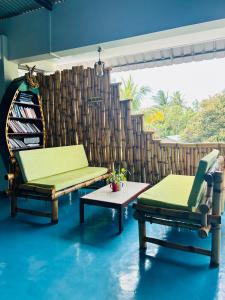 Posezení v ubytování Bhūma