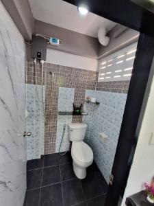 Koupelna v ubytování Irich Theparak S207- Bts-Chang Erawan 2kms + 12 fotografií