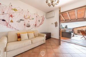 Posezení v ubytování Azure Escape Nebida Coast