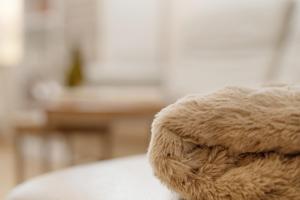 a close up of the back of a stuffed animal at Heckenröschen in Grömitz