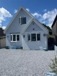 Το κτήριο όπου στεγάζεται  ο ξενώνας