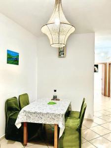 Khu vực ghế ngồi tại Séjour côtier à Jawharat Al Baher