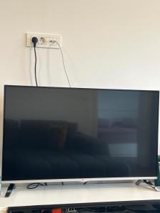 Μια τηλεόραση ή/και κέντρο ψυχαγωγίας στο Cosy Host