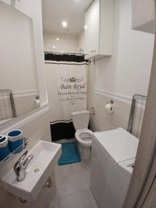 Koupelna v ubytování Kawalerka Niepodległości 37 Kraśnik