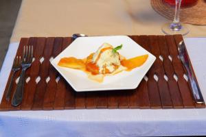 Jídlo v hotelu nebo okolí