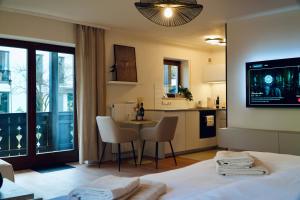 Μια τηλεόραση ή/και κέντρο ψυχαγωγίας στο Chiemsee Studio - Kliniknähe I Therme & Ruhe