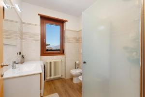 Koupelna v ubytování Modern Retreat with AC & Fast Wi-Fi