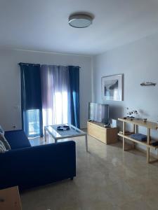 TV a/nebo společenská místnost v ubytování Blue Views