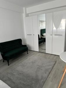 Χώρος καθιστικού στο Romantic studio AxS