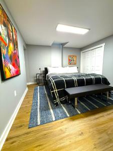 Postel nebo postele na pokoji v ubytování Crossroads at Park Place + 16 fotografií