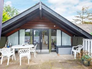 Budova, kde se prázdninový dům nachází