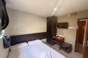 Μια τηλεόραση ή/και κέντρο ψυχαγωγίας στο Tiong Nam Hotel