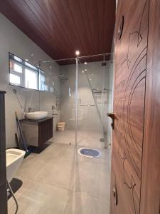 Vannituba majutusasutuses Nyra Luxuria where nature feels like home