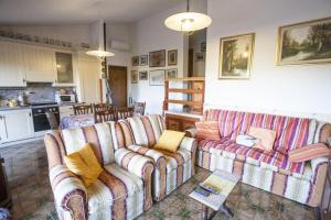 Kuchyň nebo kuchyňský kout v ubytování Villetta Bel Giardino