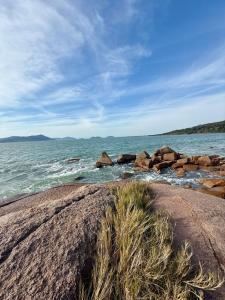 Un paisaje natural cerca de la casa vacacional
