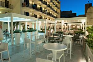 Restaurace v ubytování Hotel Santana