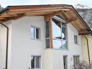 Το κτήριο όπου στεγάζεται  η παραθεριστική κατοικία