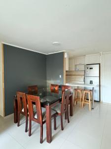 Η κουζίνα ή μικρή κουζίνα στο Condominio Anggie