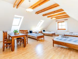 Postel nebo postele na pokoji v ubytování Holiday Home Halámky by Interhome