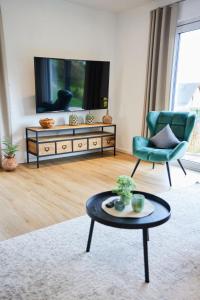 Televiisor ja/või meelelahutuskeskus majutusasutuses Apartment am Sonnenhang by Interhome +15 fotot