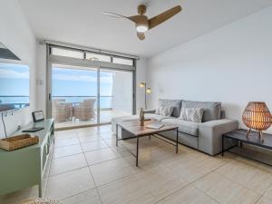 Posezení v ubytování Apartment Punta del Sol by Interhome