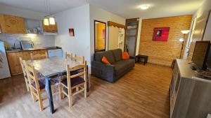 Köök või kööginurk majutusasutuses Orelle 3 Vallées - 3 pièces 6 personnes