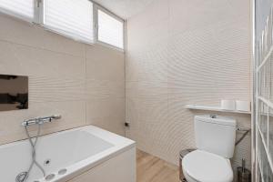 Imagen de la galería de Malaga Jacuzzy, en Málaga 12 fotos más