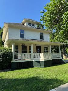 Το κτήριο όπου στεγάζεται  η παραθεριστική κατοικία