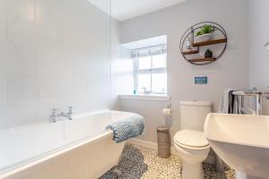 Et badeværelse på 2 Bed in Big Sand oc-d33686 + 29 billeder