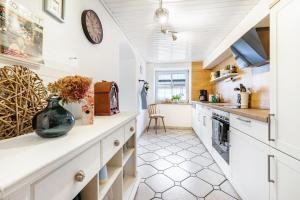 Kuchyň nebo kuchyňský kout v ubytování Kempers Auszeit + 26 fotografií