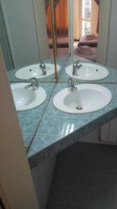 Ένα μπάνιο στο Family Hotel Rositsa +4 φωτογραφίες