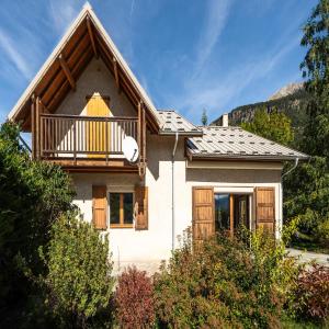 Το κτήριο όπου στεγάζεται  το διαμέρισμα