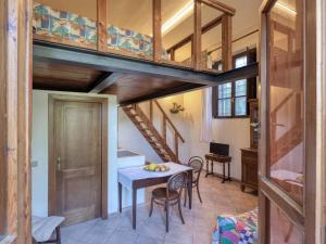 Fotografie z fotogalerie ubytování Apartment La Foresta-2 by Interhome v destinaci Quercegrossa