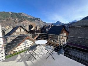 Nespecifikovaný výhled na hory nebo výhled na hory při pohledu z apartmánu + 14 fotografií