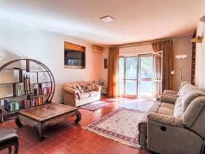 Et opholdsområde på Apartment Casamare by Interhome