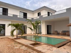 Bazén v ubytování Villa Kër Girafes 3 bedrooms, 3 double beds, Somone nebo v jeho okolí