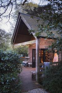 Zahrada ubytování The Beech Hut, Wood Fired Hot Tub, St Kew Escapes