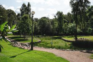 Κήπος έξω από το Quiet apartment, free parking and gym +9 φωτογραφίες