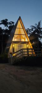 Budova, kde se chata nachází