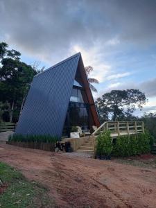 Budova, kde se chata nachází